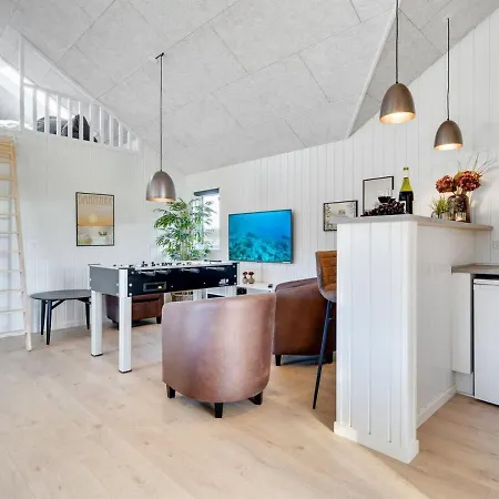 Holiday Nannah - 3-5km From The Sea By Interhome *